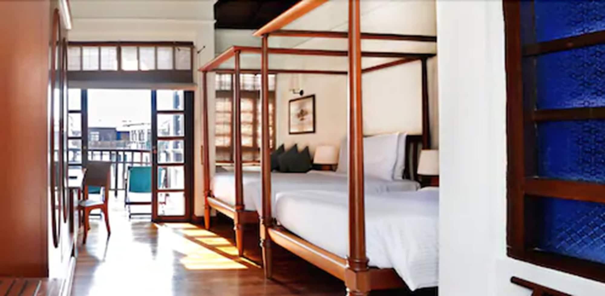 Avillion Port Dickson Hotel Exterior foto A bedroom at the hotel
