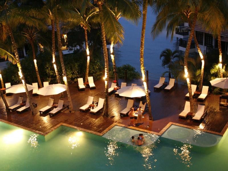Avillion Port Dickson Hotel Exterior foto The pool at the resort