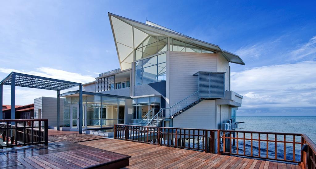 Avillion Port Dickson Hotel Exterior foto The Ocean Classroom