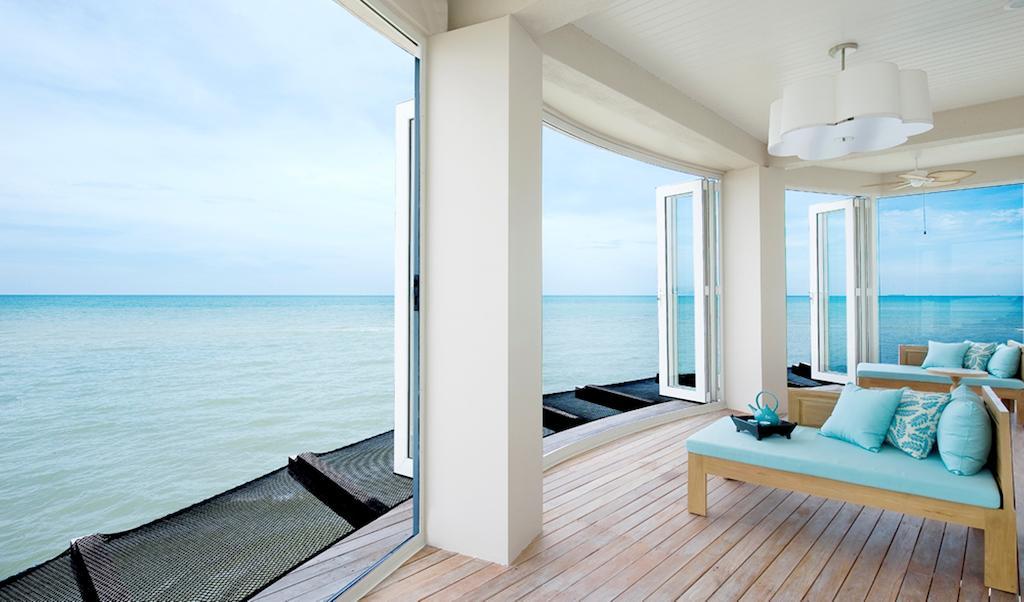 Avillion Port Dickson Hotel Exterior foto The view from a suite at the resort