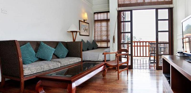 Avillion Port Dickson Hotel Exterior foto A living room in a hotel